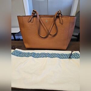 Tory Burch York Buckle Saffiano Leather Large Tan Brown Tote Bag w/ Dustbag 🔥